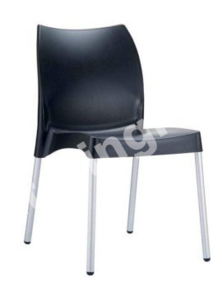 židle plastová černá